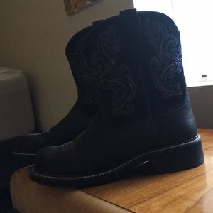 Ariat Fatbaby 10B boots